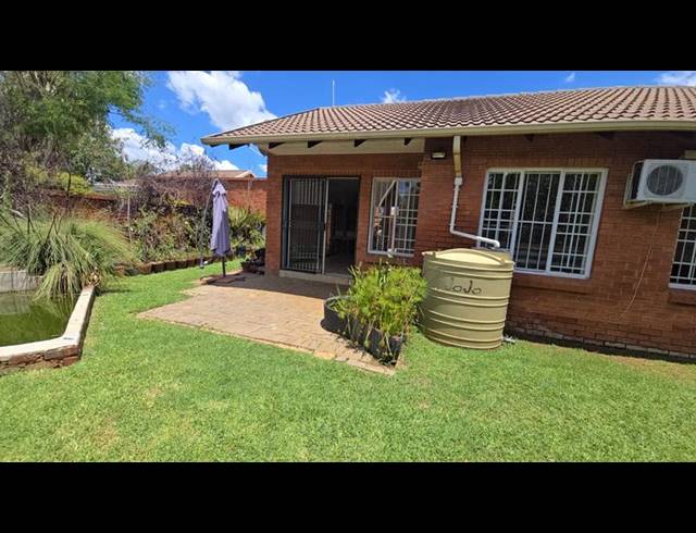 2 BEDROOM TOWNHOUSE FOR SALE IN MONTANA